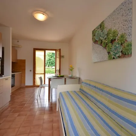 Villaggio Loriana 公寓 比比翁