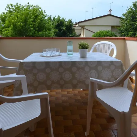 公寓 Villaggio Loriana 比比翁